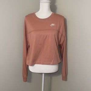 Nike crop